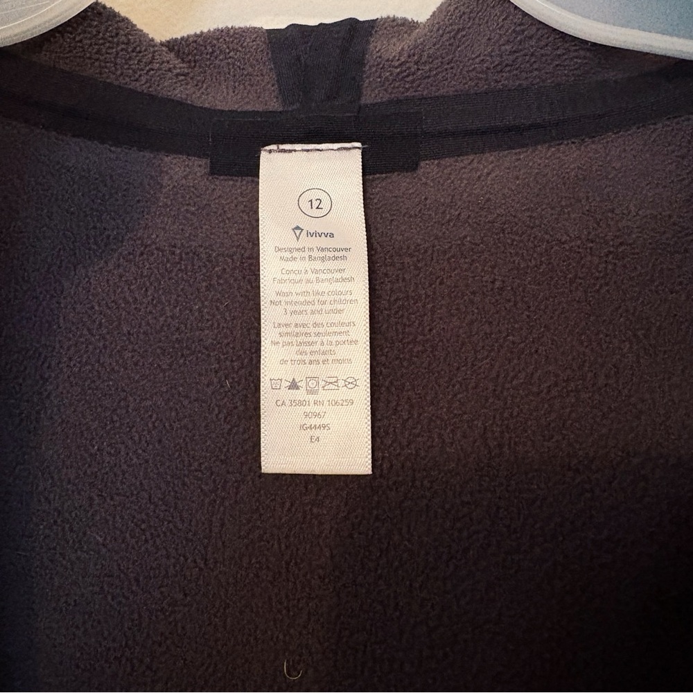 Lululemon Ivivva Take On The Elements Jacket - Picture 5 of 5